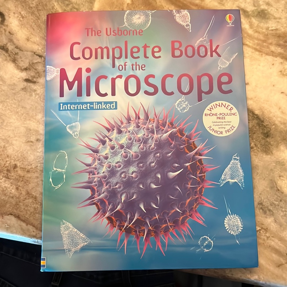 🆕 Usborne Complete Book of the microscope